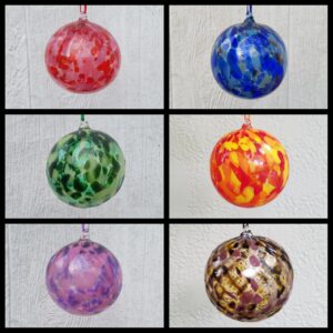 Round Ornaments – Color Mixes, Assorted