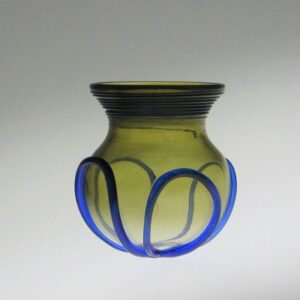 Bag Beaker - with looped decoration and trails
